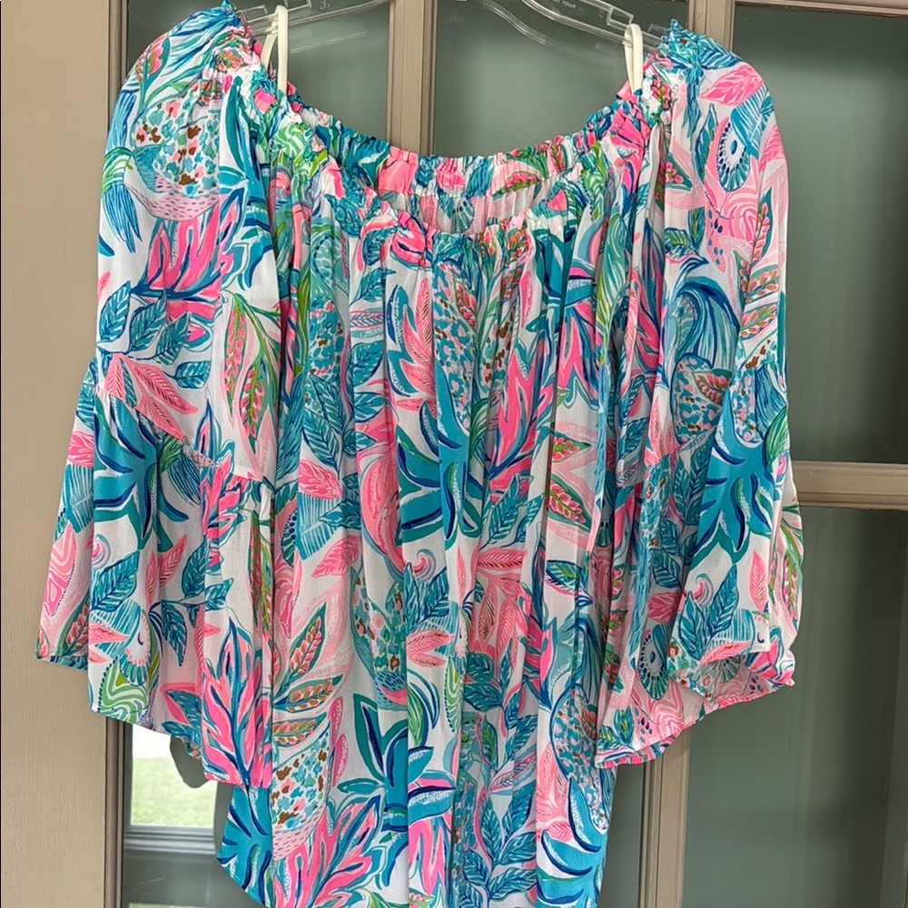 Lilly Pulitzer Colorful On or Off-Shoulder Floral Blouse with flowy sleeves